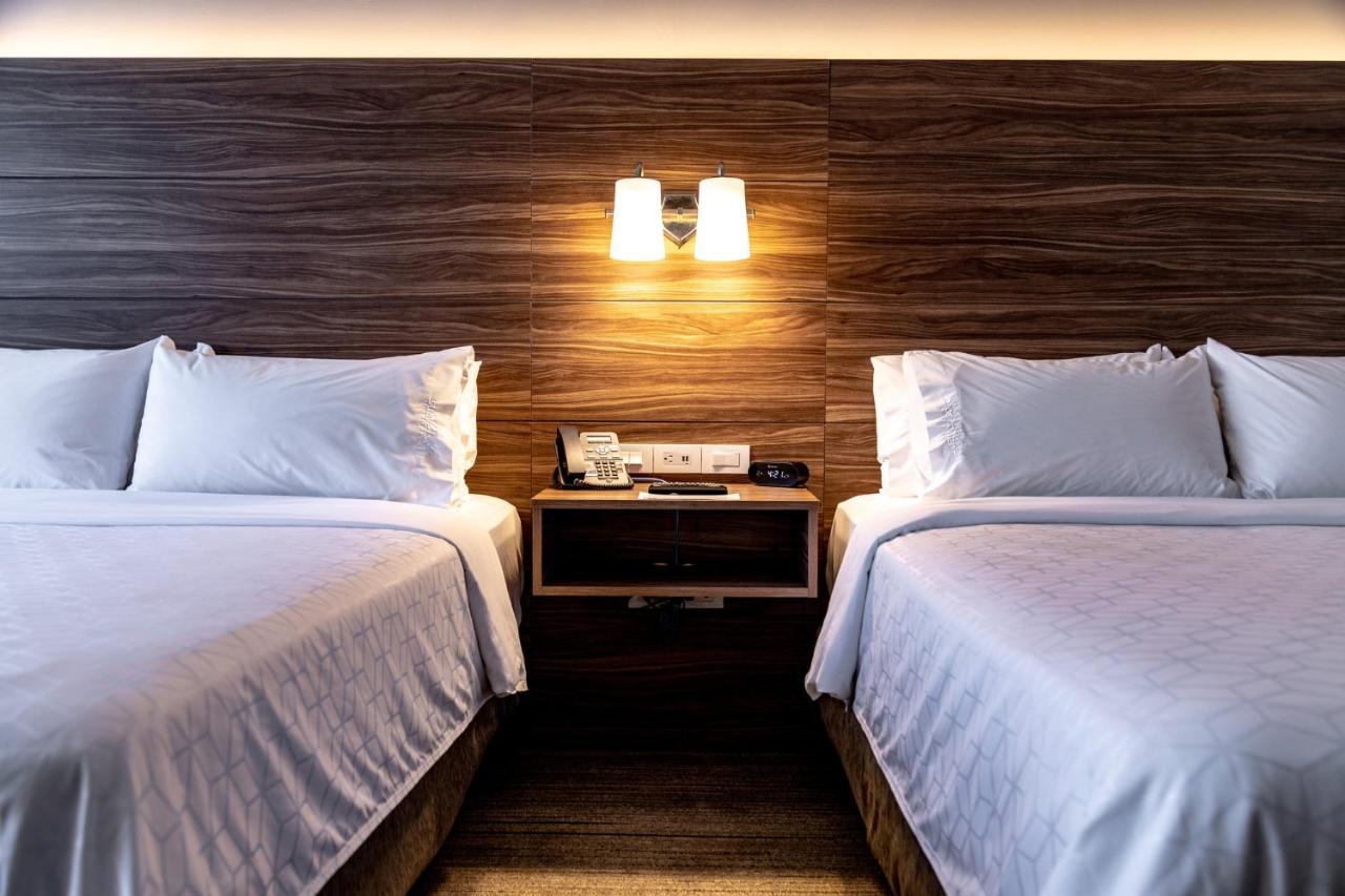 Holiday Inn Express & Suites - Ensenada Centro By Ihg Dış mekan fotoğraf
