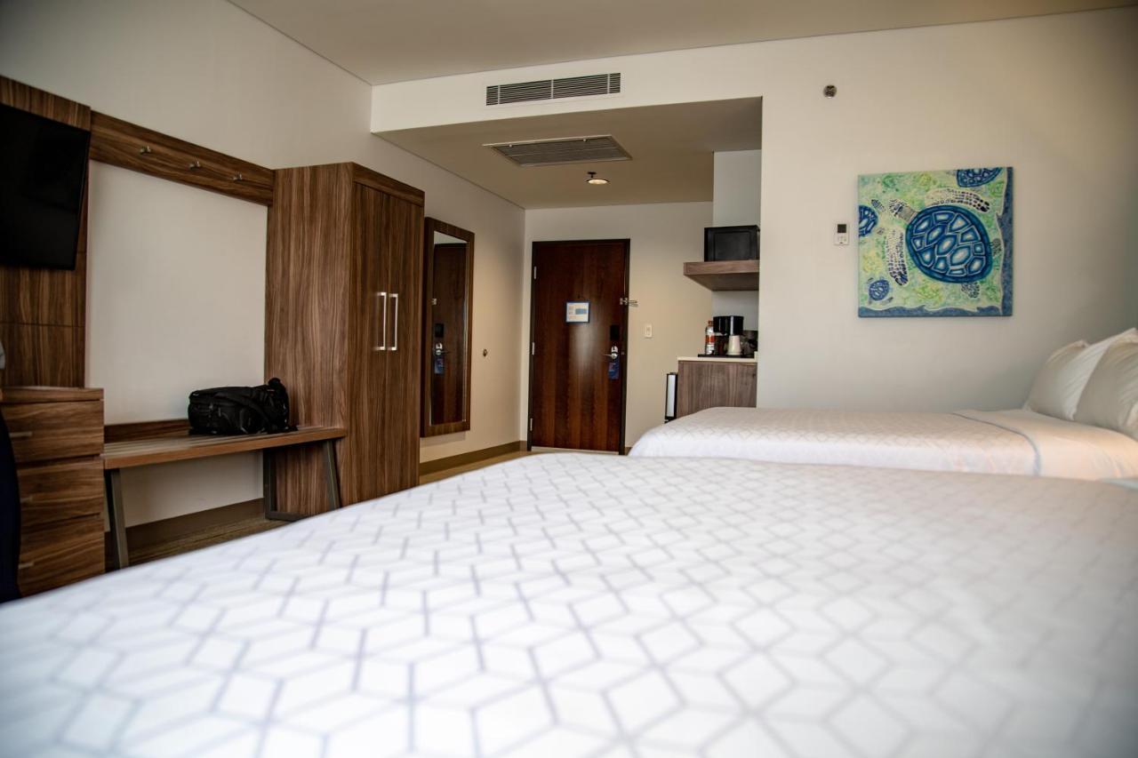 Holiday Inn Express & Suites - Ensenada Centro By Ihg Dış mekan fotoğraf
